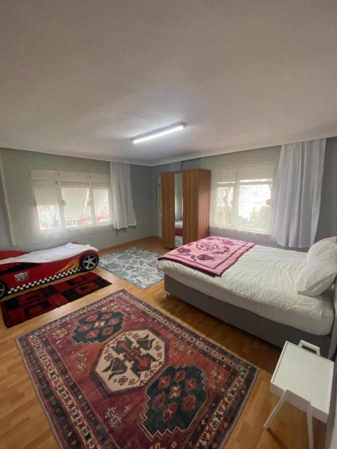Apartamento Triplex House Near The Airport Arnavutkoy Exterior foto