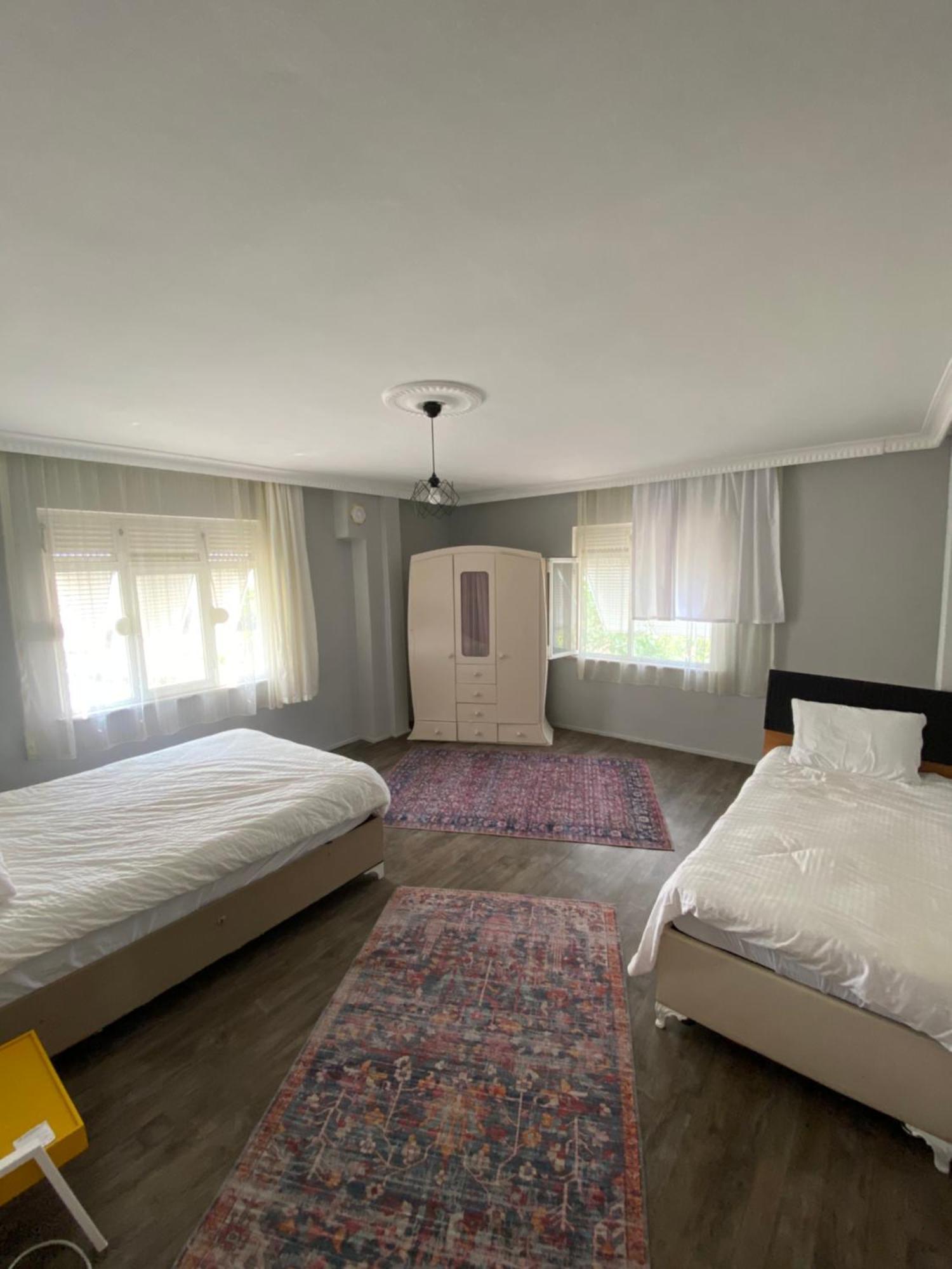 Apartamento Triplex House Near The Airport Arnavutkoy Exterior foto